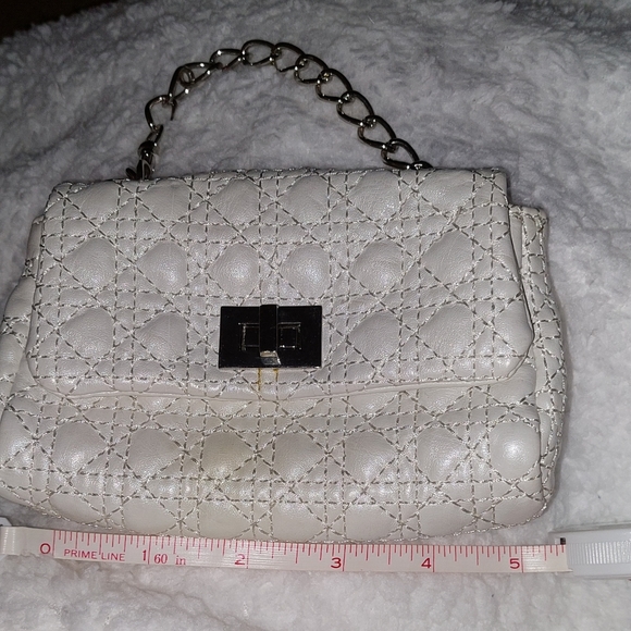 SOLD-Lori Greiner cell phone /mini purse. Still in plastic NWT - Picture 5 of 6